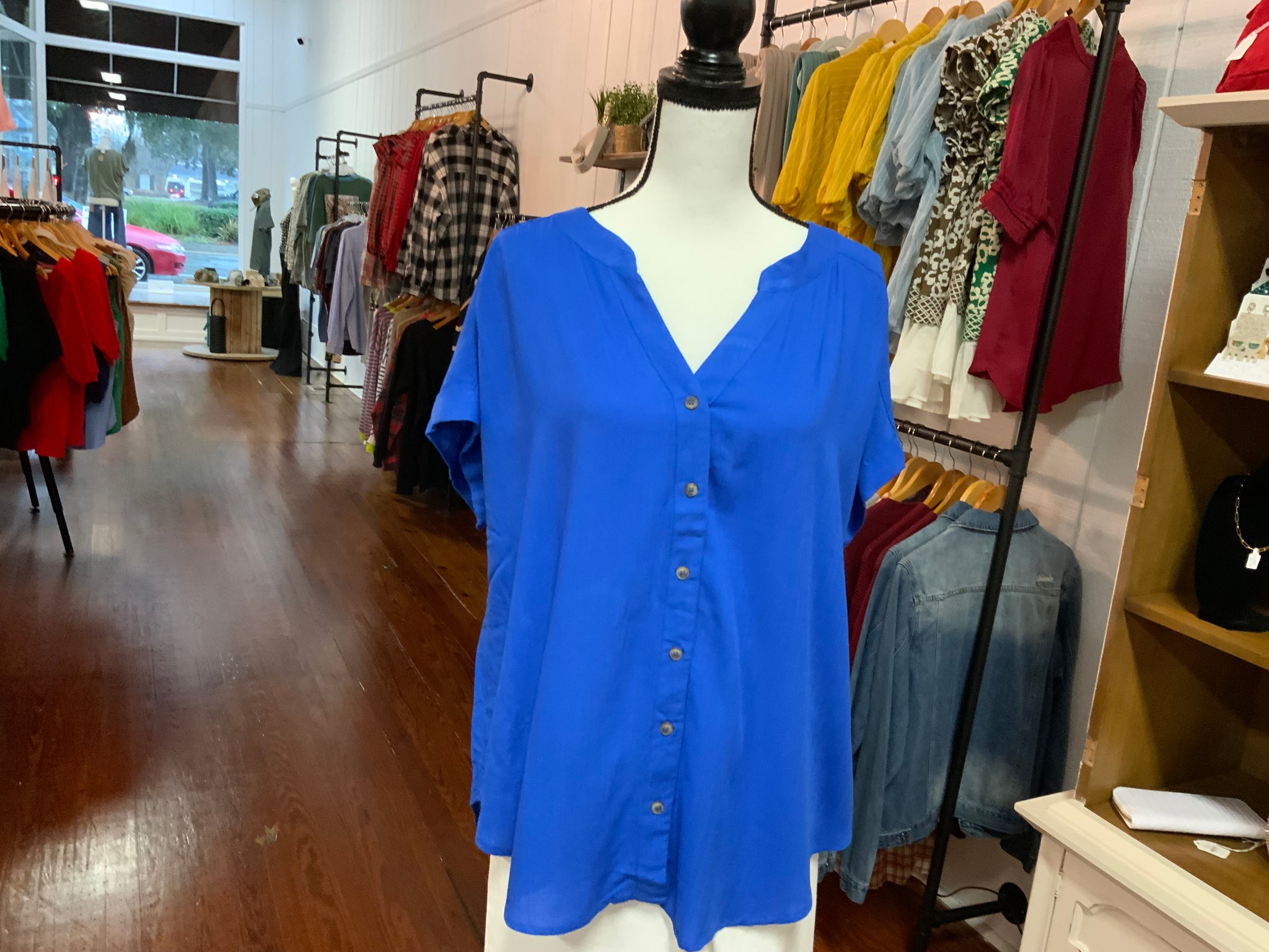 Blu Pepper Plus Short Roll Sleeve Button Down Top