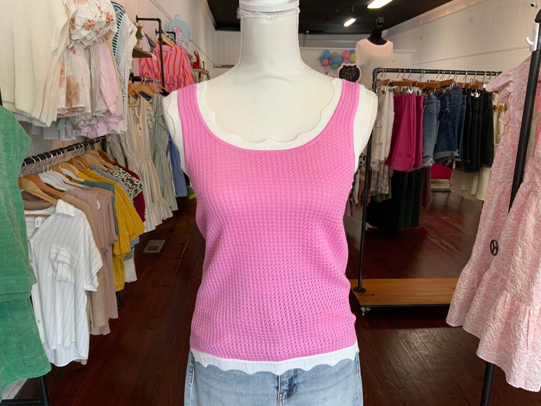 Fate Colorblock Scallop Edge Detail Tank Sweater Top