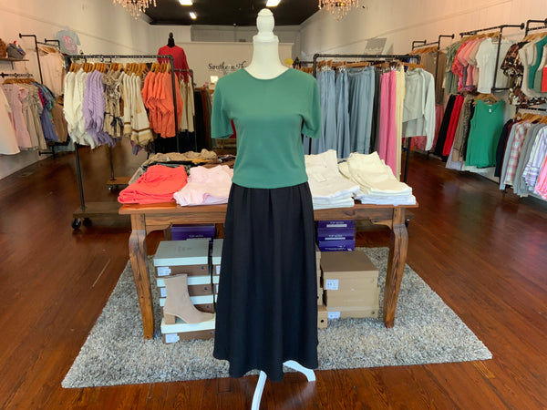 ee:some Solid Round Neck Short Sleeve Sweater Lightweight