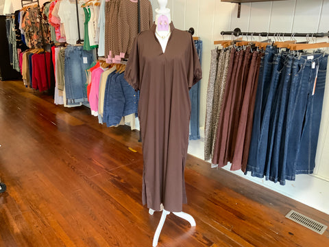 Entro Solid Short Puff Short Sleeve Midi Dress