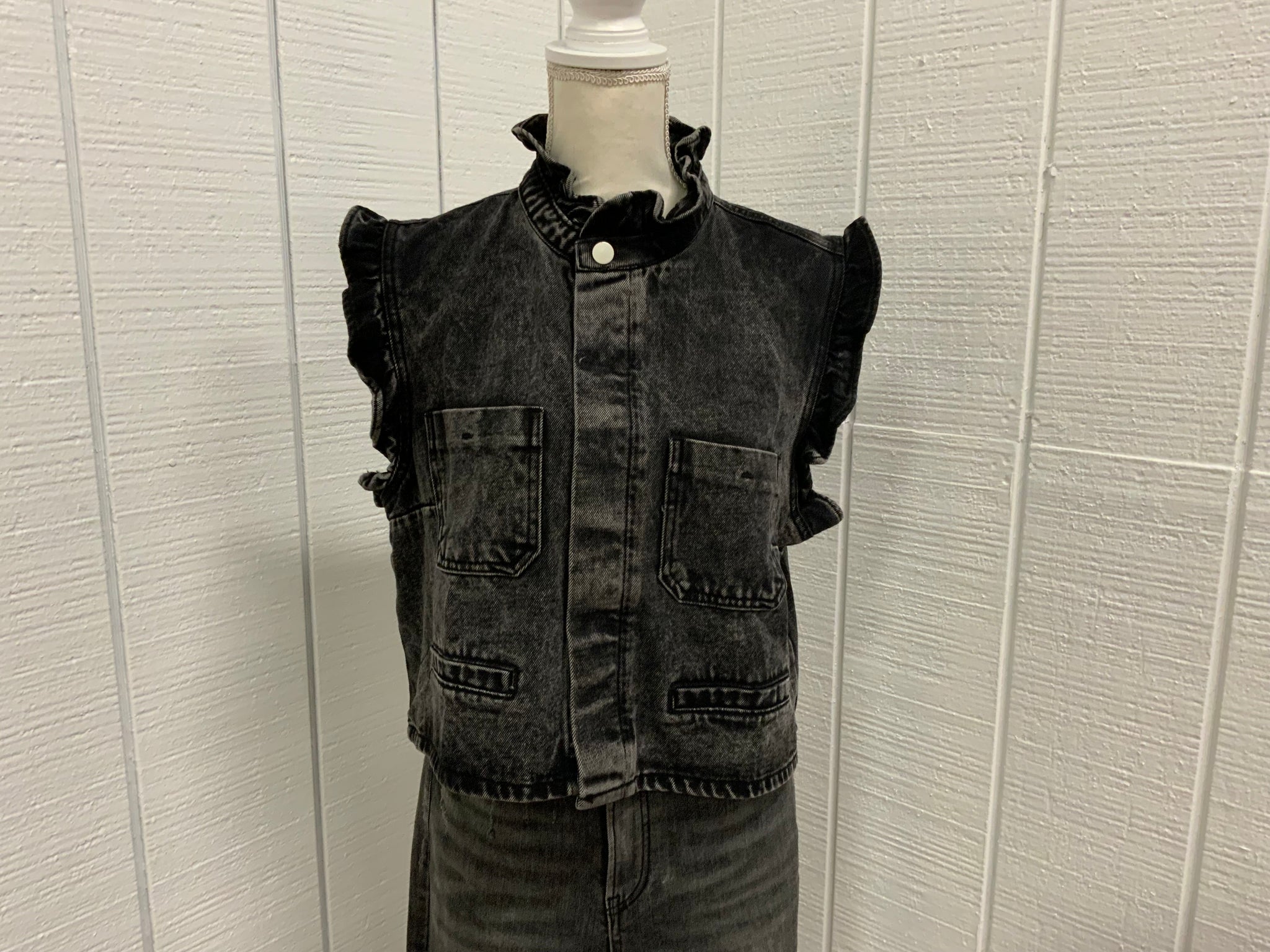 Noa Boa Ruffle Hemming Detail Washed Denim Vest
