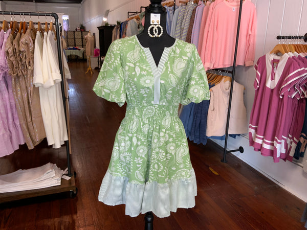 Jodifl Short Sleeve Hobo Paisley Dress W/Striped Conrast